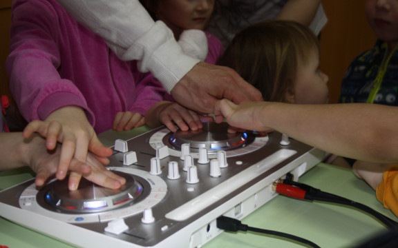 Диджей в Морозовке