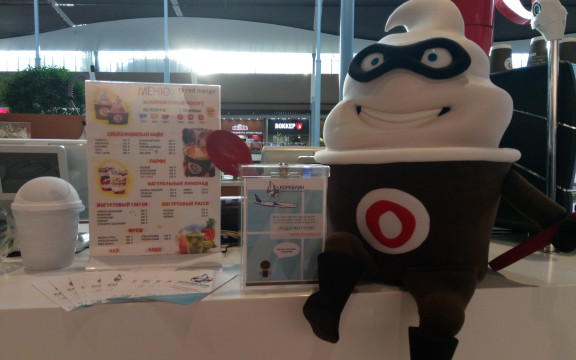 История йогурта, Redmangorus и Кораблик в МЕГЕ Теплый Стан